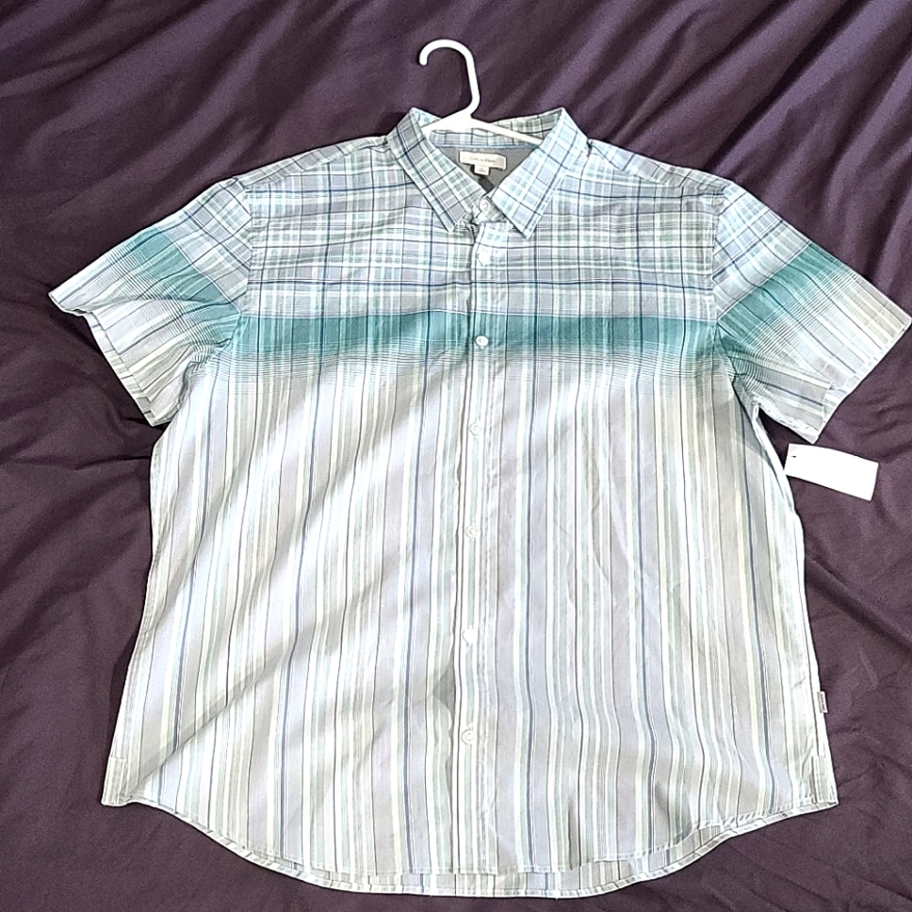 Calvin Klein XL SHIRT SLEEVE BUTTON UP